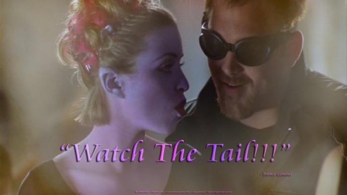Wallpaper: Watch the Tail!